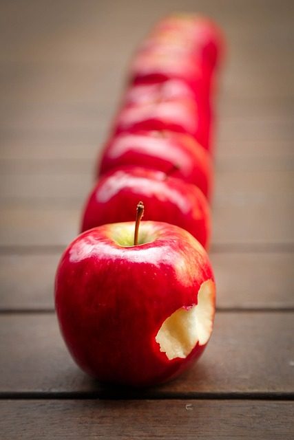 Apple food waste